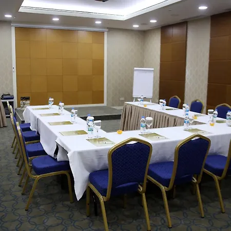 Hotel Seven Deep 3*