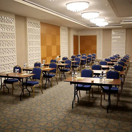 Seven Deep Hotel 3*