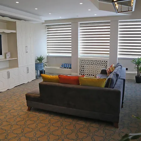 Hotel Seven Deep